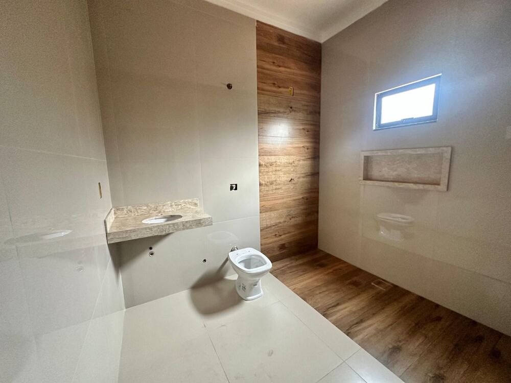 Casa à venda com 2 quartos, 180m² - Foto 11