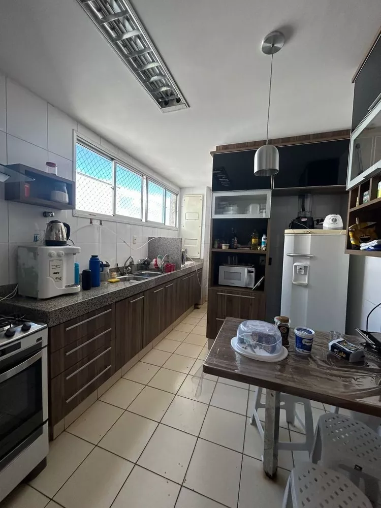 Apartamento à venda com 3 quartos, 1m² - Foto 4