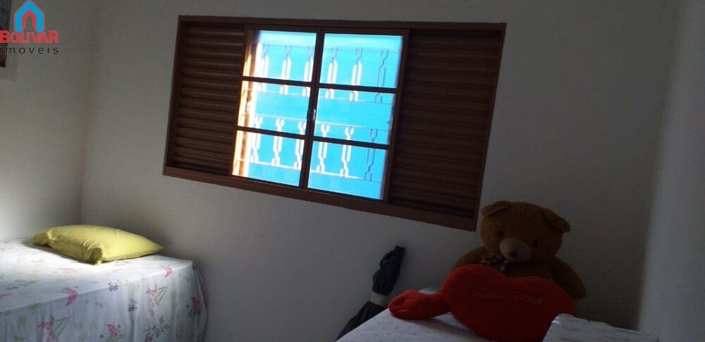 Casa à venda com 2 quartos, 170m² - Foto 7