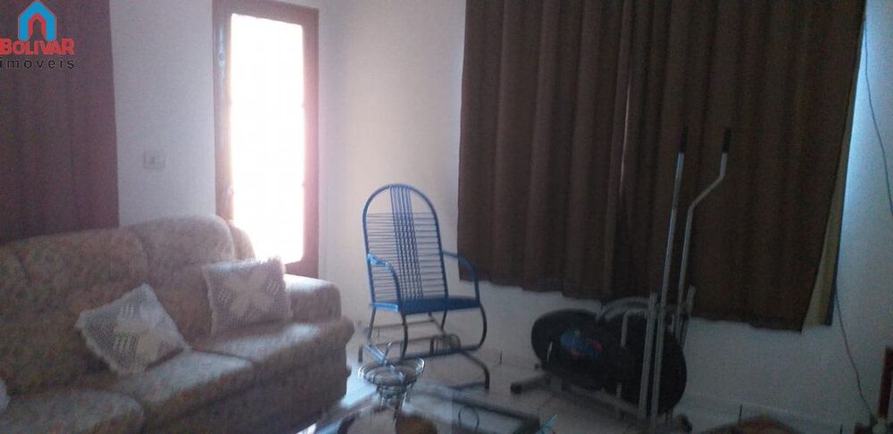 Casa à venda com 2 quartos, 170m² - Foto 4