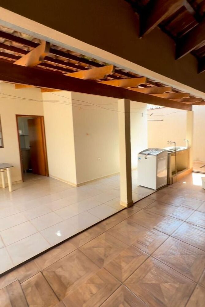 Casa à venda com 3 quartos, 200m² - Foto 18