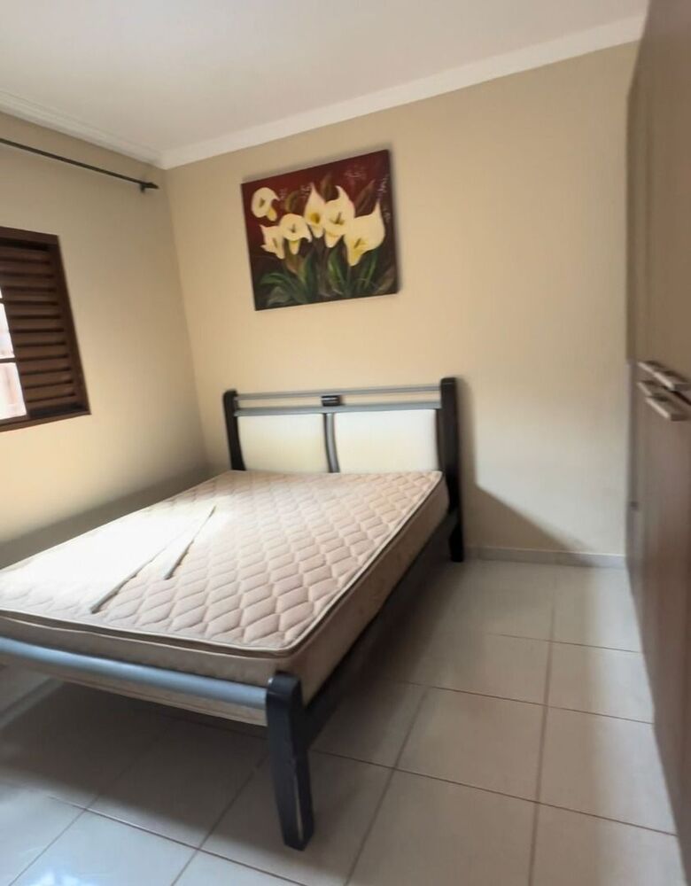 Casa à venda com 3 quartos, 200m² - Foto 7