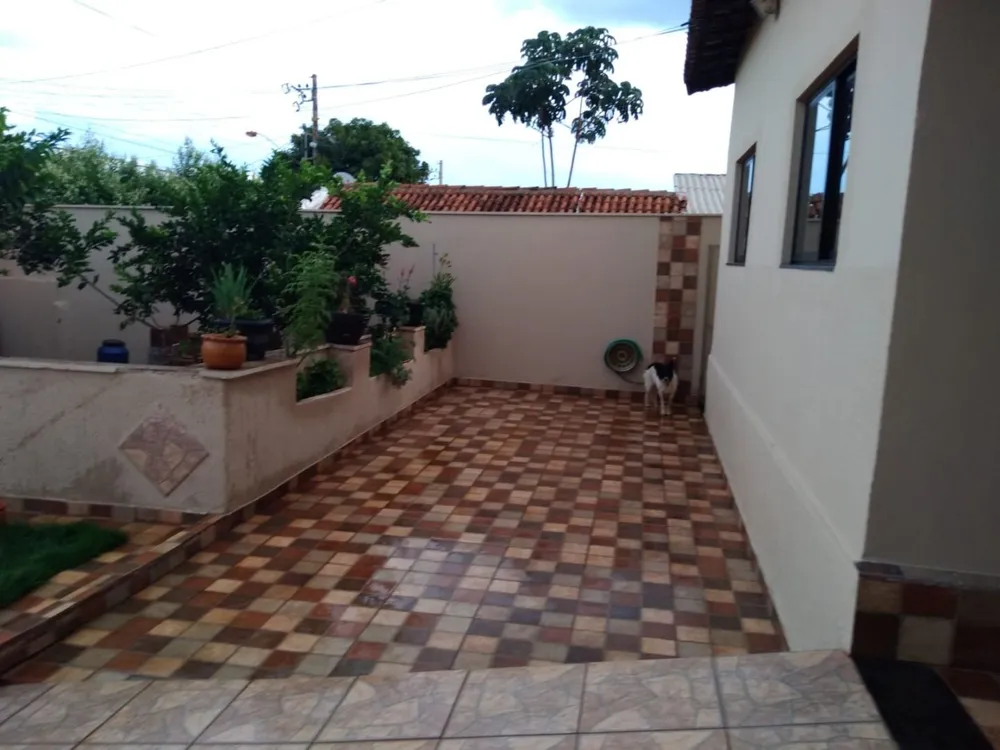 Casa, 3 quartos, 250 m² - Foto 2