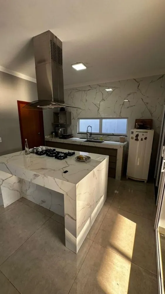 Casa, 3 quartos, 210 m² - Foto 12