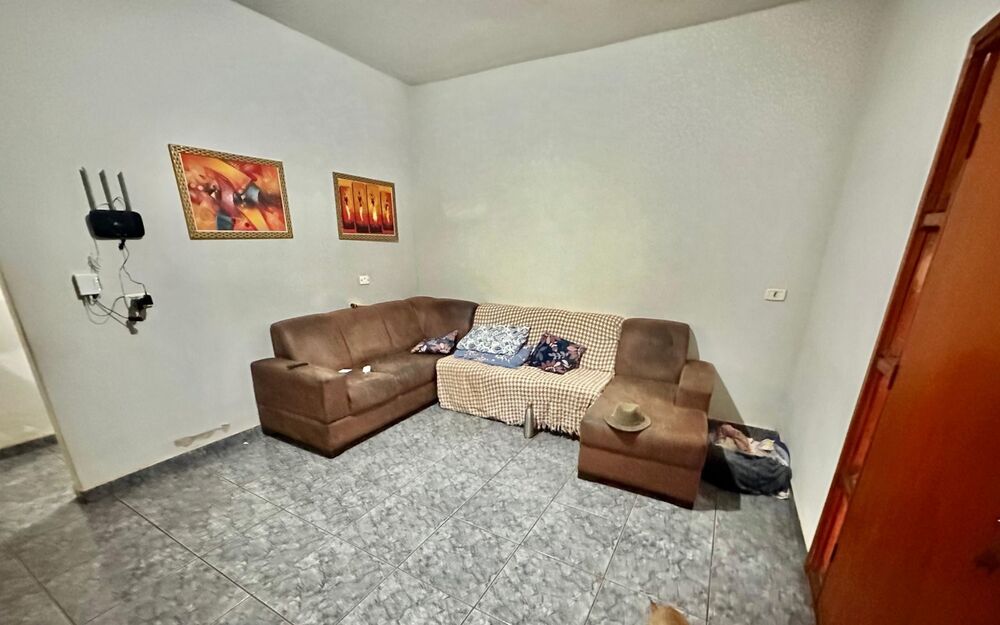 Casa à venda com 4 quartos, 200m² - Foto 4