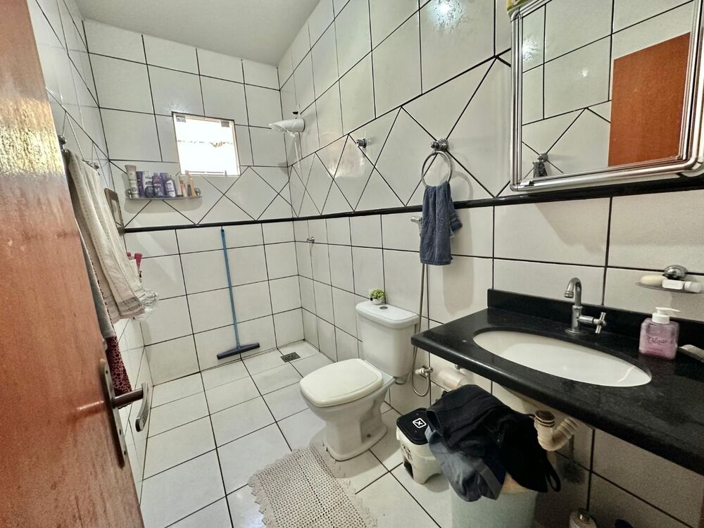 Casa à venda com 4 quartos, 200m² - Foto 9
