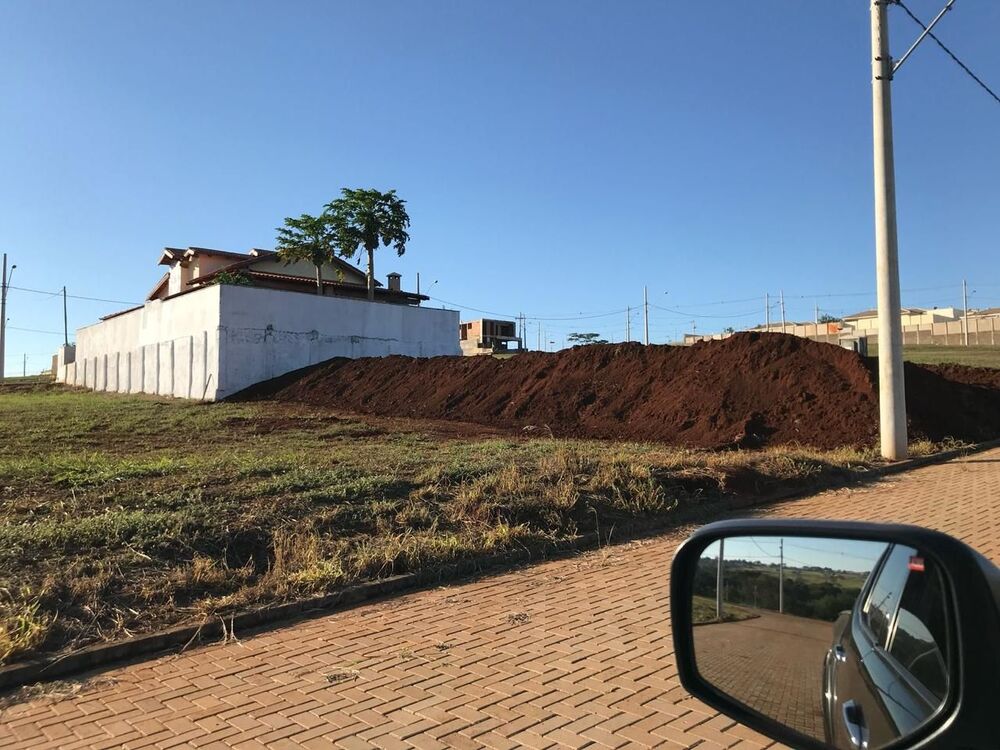 Loteamento e Condomínio, 408 m² - Foto 1