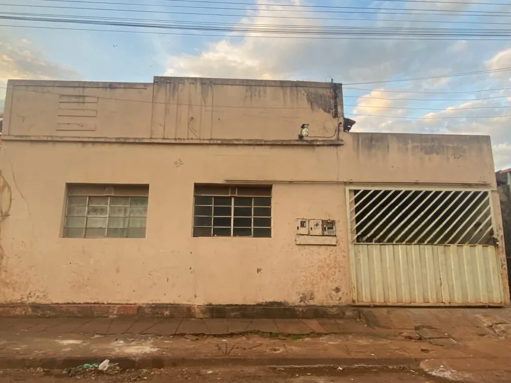 Casa, 2 quartos, 160 m² - Foto 1