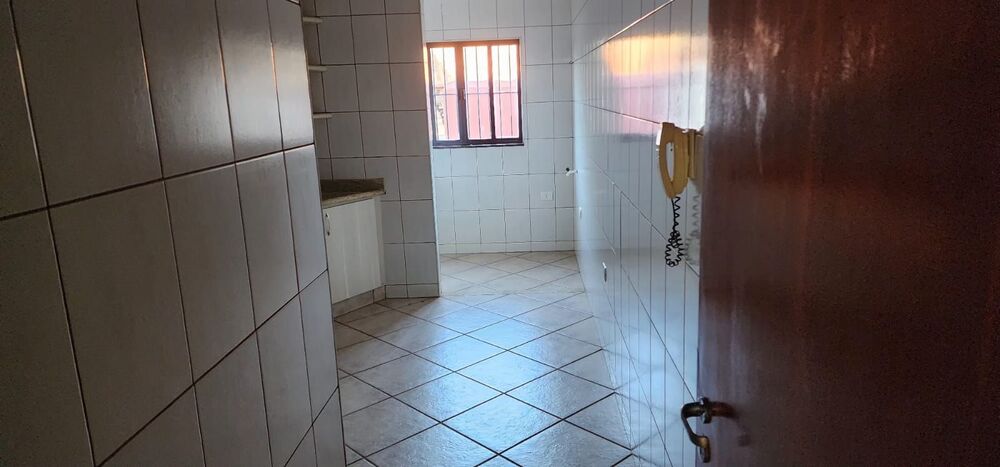 Casa à venda com 4 quartos, 378m² - Foto 3