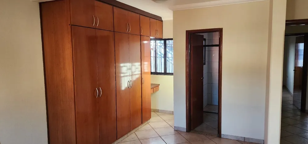 Casa, 4 quartos, 378 m² - Foto 8