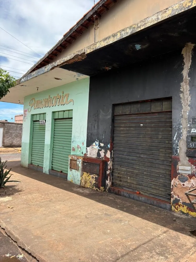 Sala-Conjunto, 200 m² - Foto 1