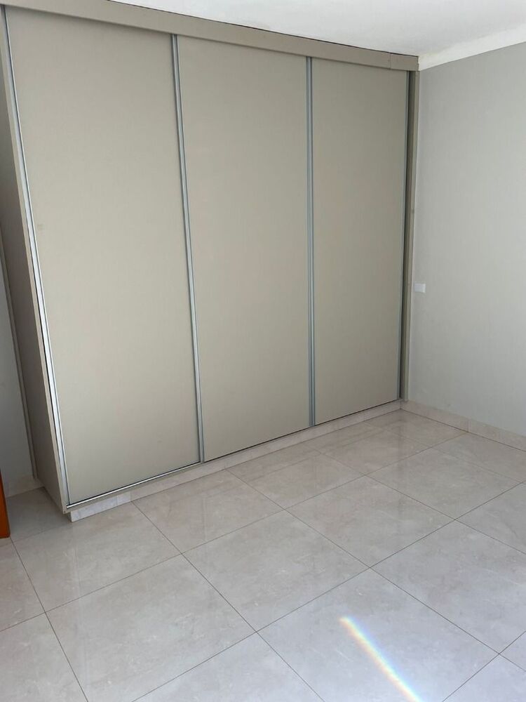 Casa à venda e aluguel com 3 quartos, 150m² - Foto 3