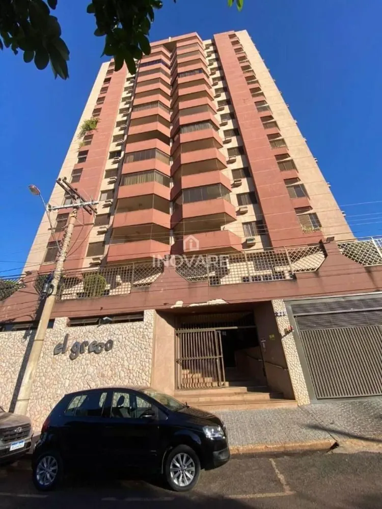 Apartamento, 3 quartos, 156 m² - Foto 1