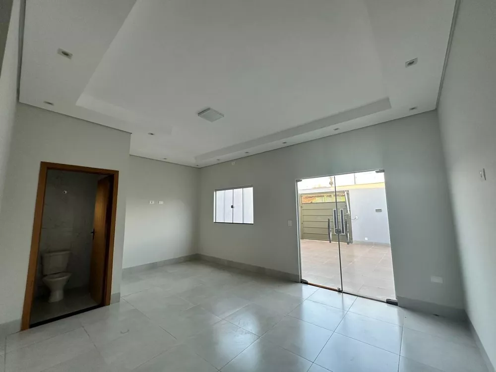 Casa à venda com 3 quartos, 109m² - Foto 4