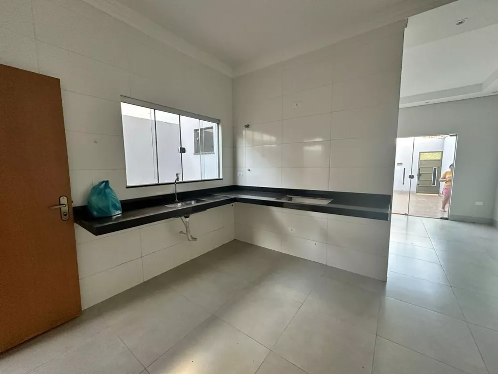 Casa à venda com 3 quartos, 109m² - Foto 3