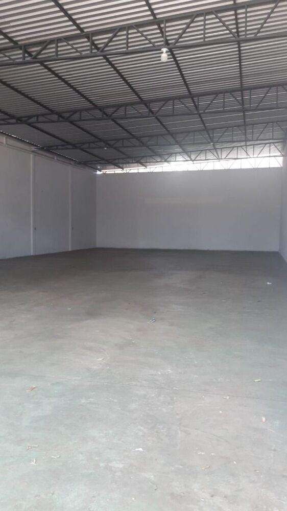 Depósito-Galpão-Armazém para alugar, 330m² - Foto 2