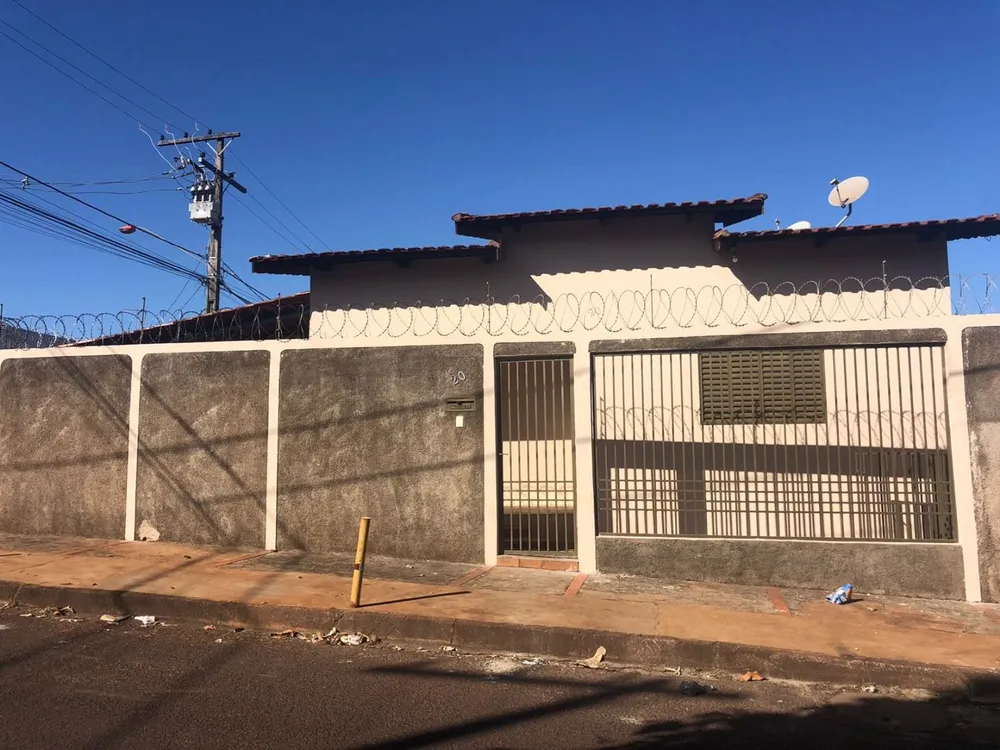 Casa, 3 quartos - Foto 1