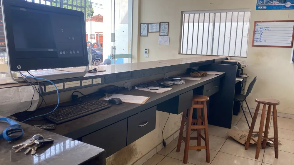 Sala-Conjunto, 324 m² - Foto 1