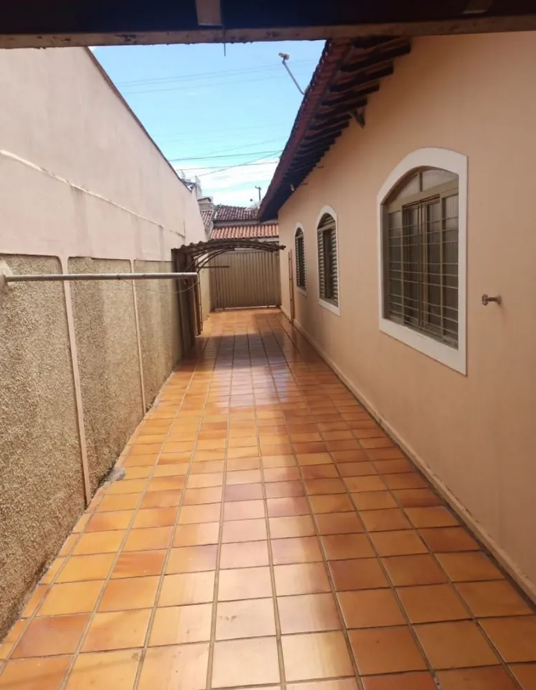 Casa, 3 quartos, 190 m² - Foto 2