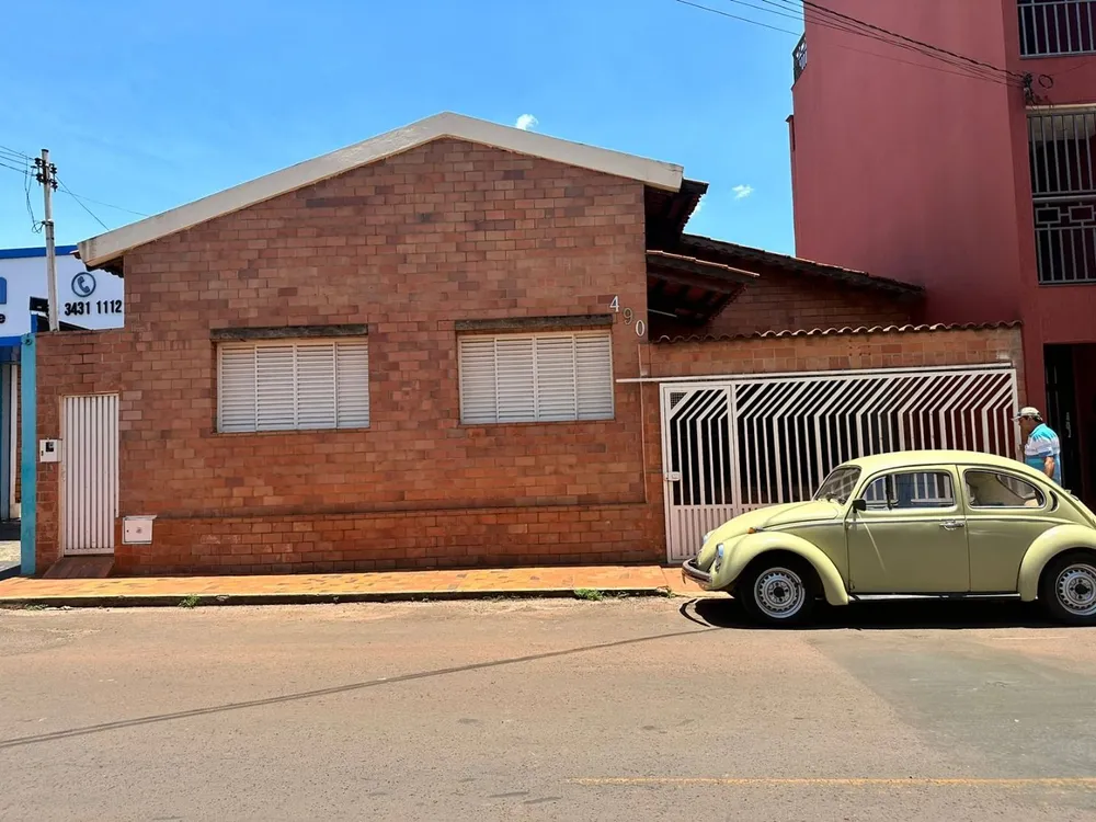 Casa, 3 quartos, 168 m² - Foto 1