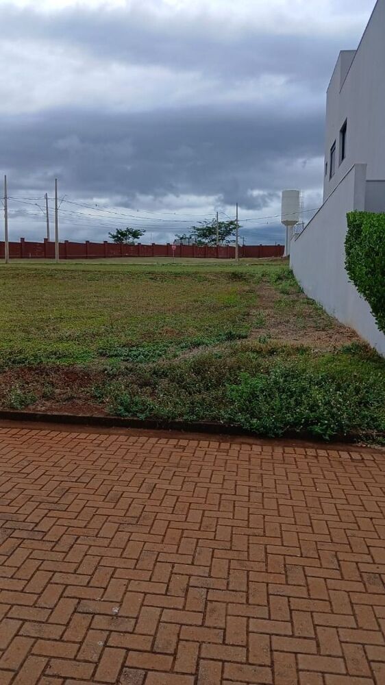 Loteamento e Condomínio, 300 m² - Foto 1