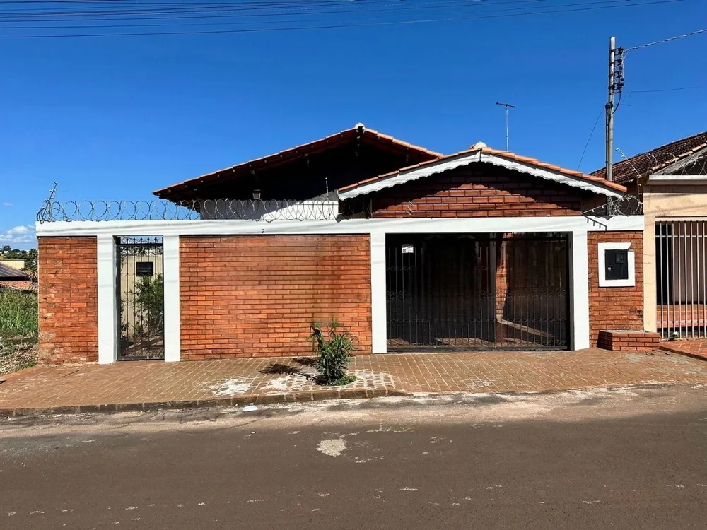 Casa, 4 quartos, 274 m² - Foto 1