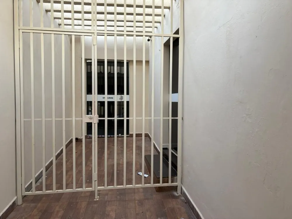Casa, 3 quartos, 296 m² - Foto 3