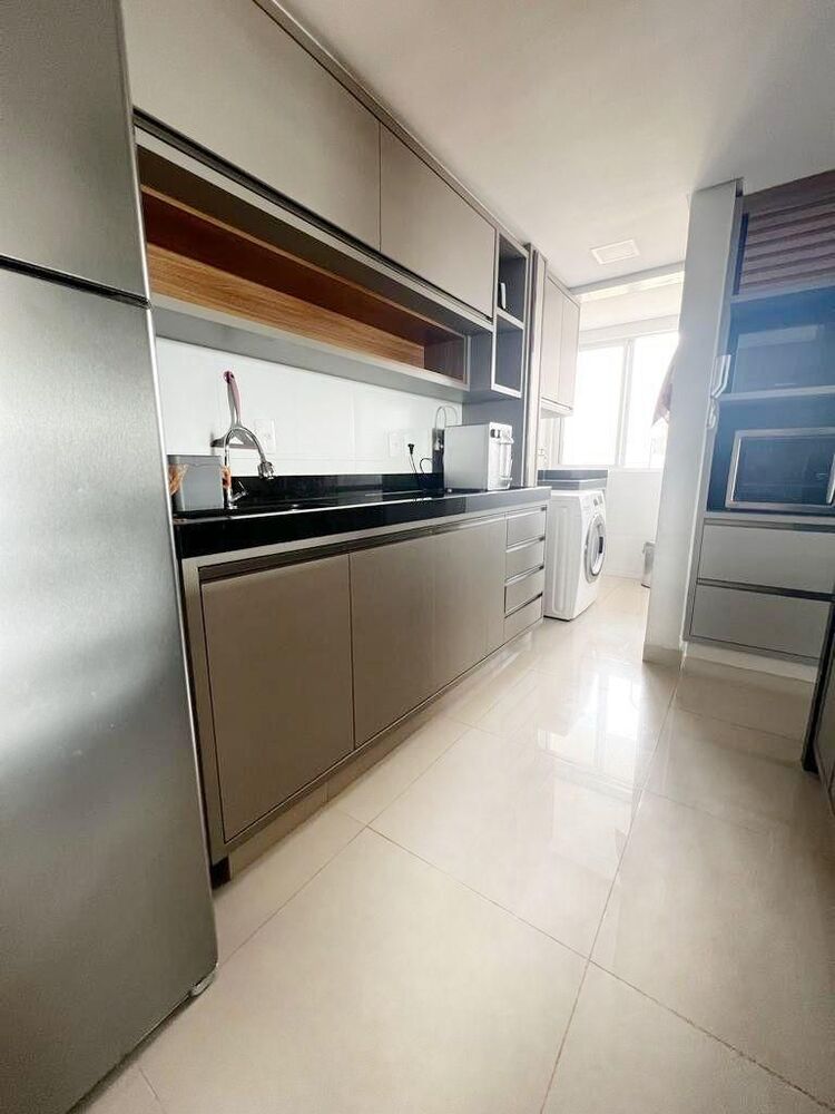 Apartamento à venda com 2 quartos, 80m² - Foto 3
