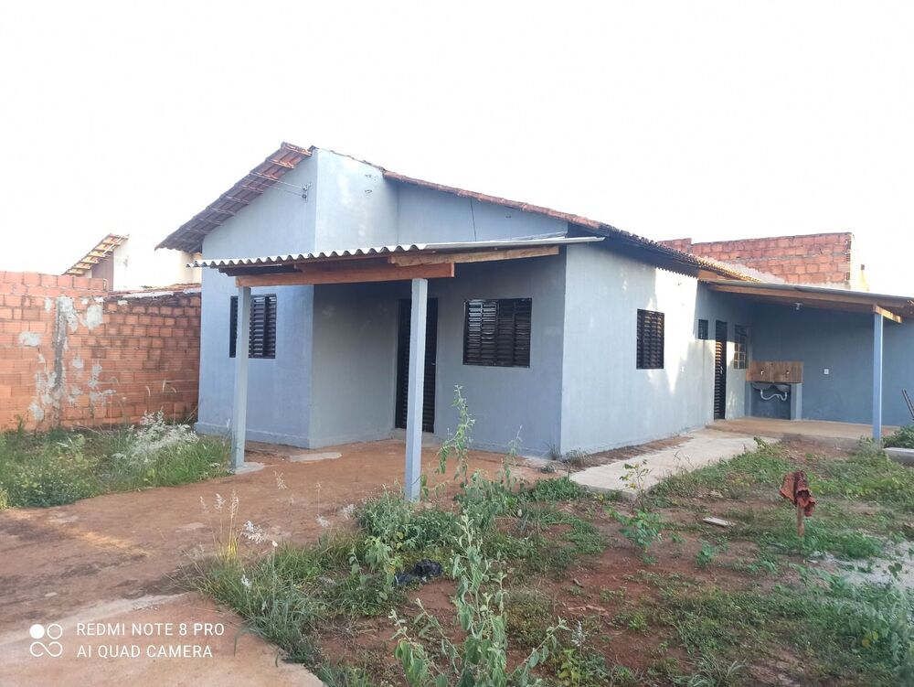 Casa à venda com 2 quartos, 62m² - Foto 2