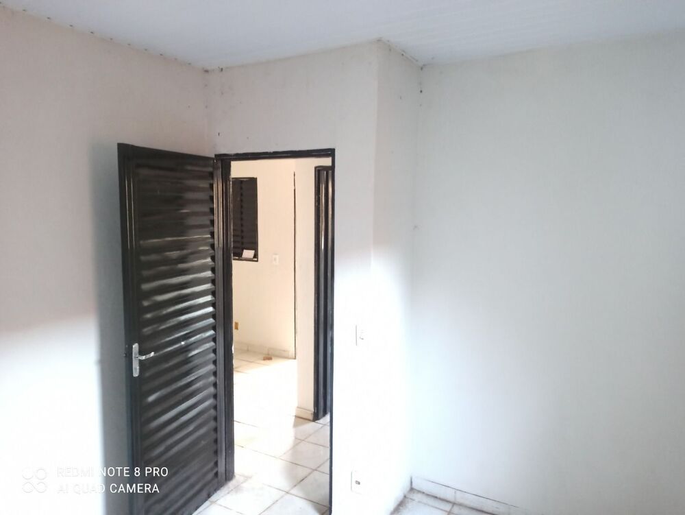 Casa à venda com 2 quartos, 62m² - Foto 8