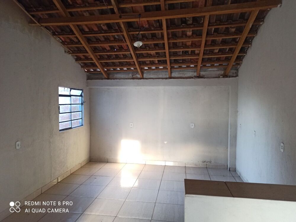 Casa à venda com 2 quartos, 62m² - Foto 11