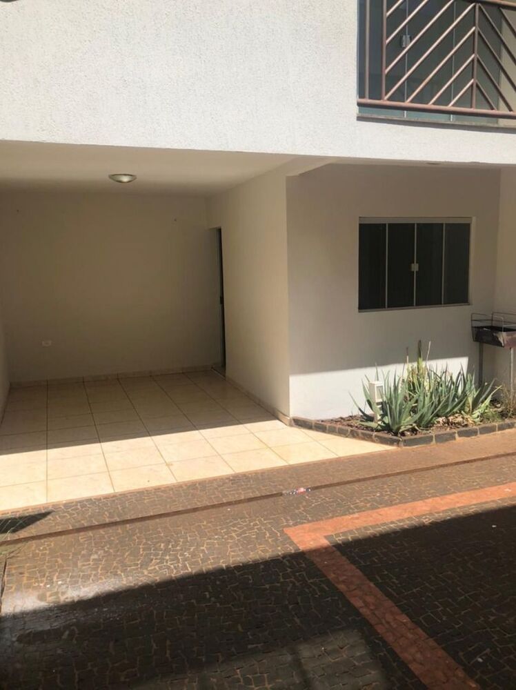 Apartamento para alugar com 2 quartos, 70m² - Foto 3
