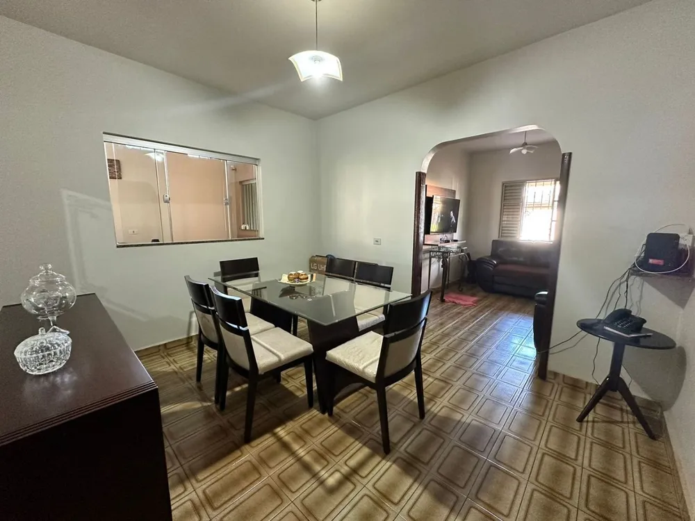 Casa, 3 quartos, 162 m² - Foto 2