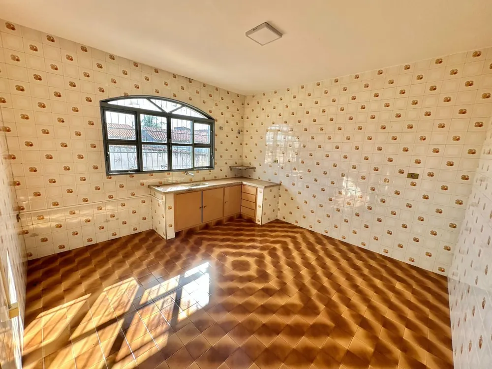 Casa, 4 quartos, 386 m² - Foto 4