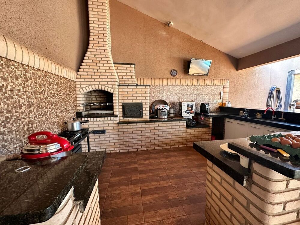 Casa à venda com 4 quartos, 206m² - Foto 8