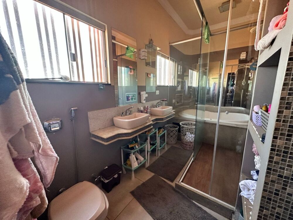 Casa à venda com 4 quartos, 206m² - Foto 7