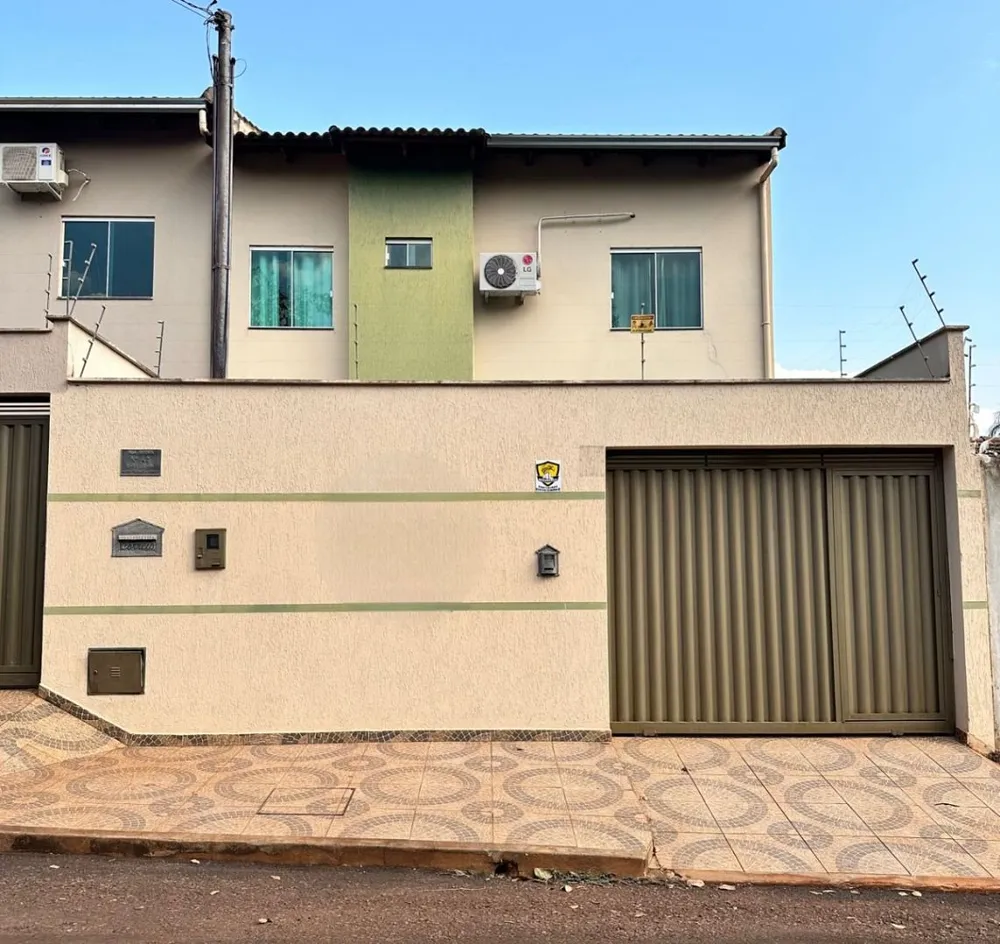 Casa, 3 quartos, 93 m² - Foto 1