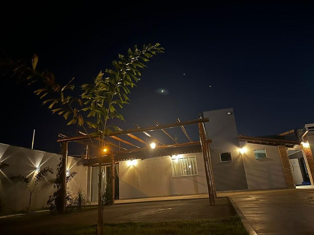 Casa à venda com 1 quarto, 250m² - Foto 3