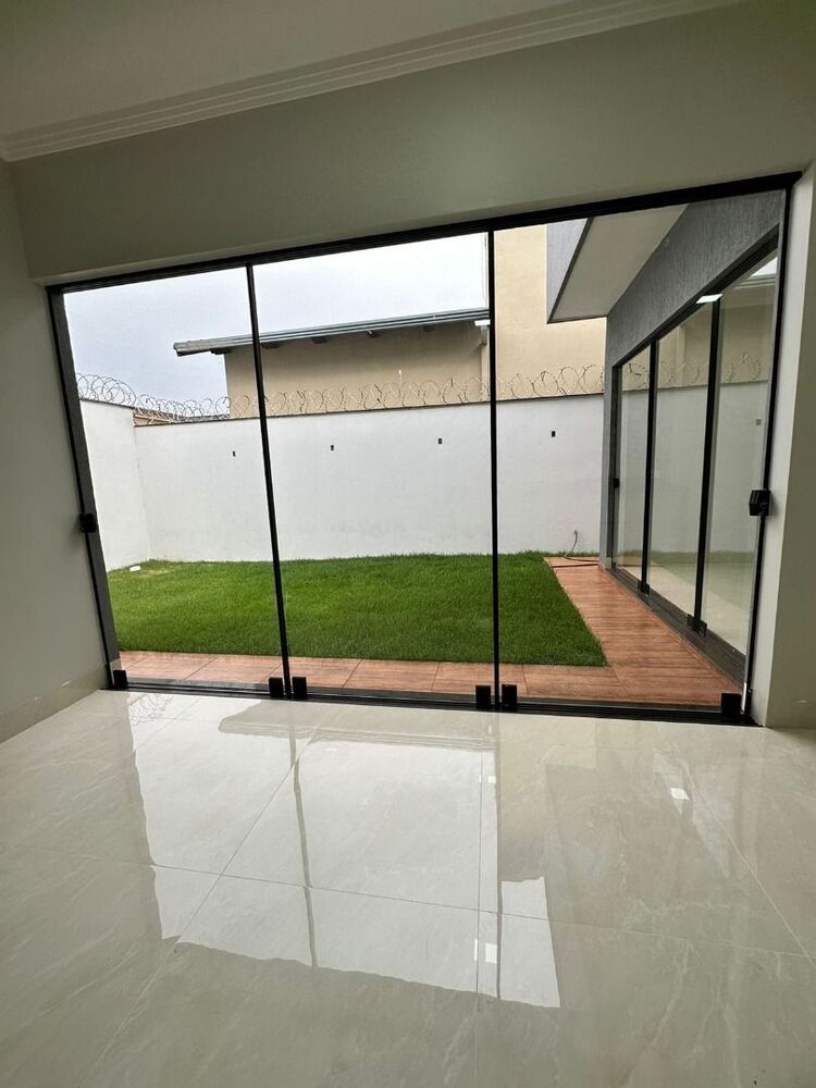 Casa, 3 quartos, 176 m² - Foto 2