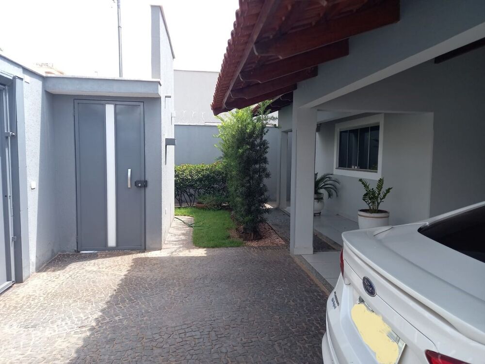 Casa à venda com 3 quartos, 180m² - Foto 3