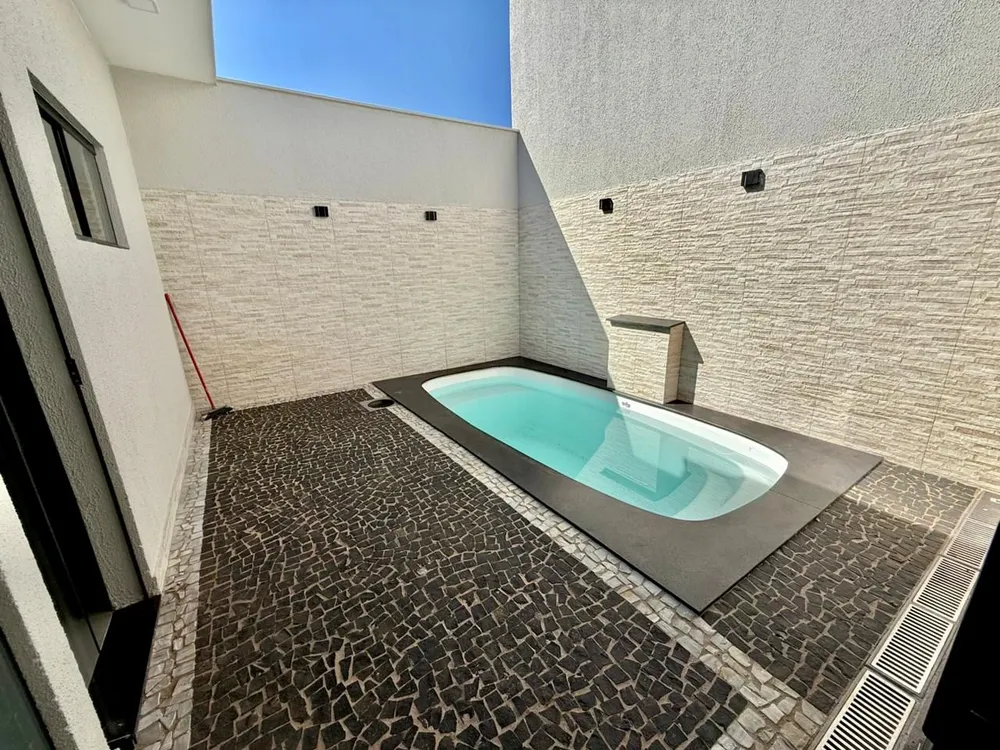 Casa, 3 quartos, 126 m² - Foto 1