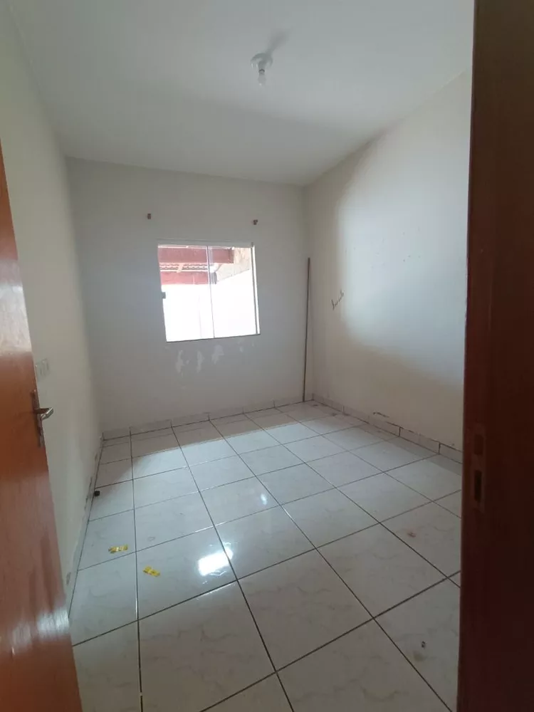 Casa à venda com 2 quartos, 70m² - Foto 6