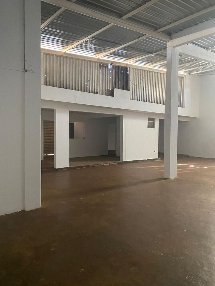 Depósito-Galpão-Armazém para alugar, 2350m² - Foto 4