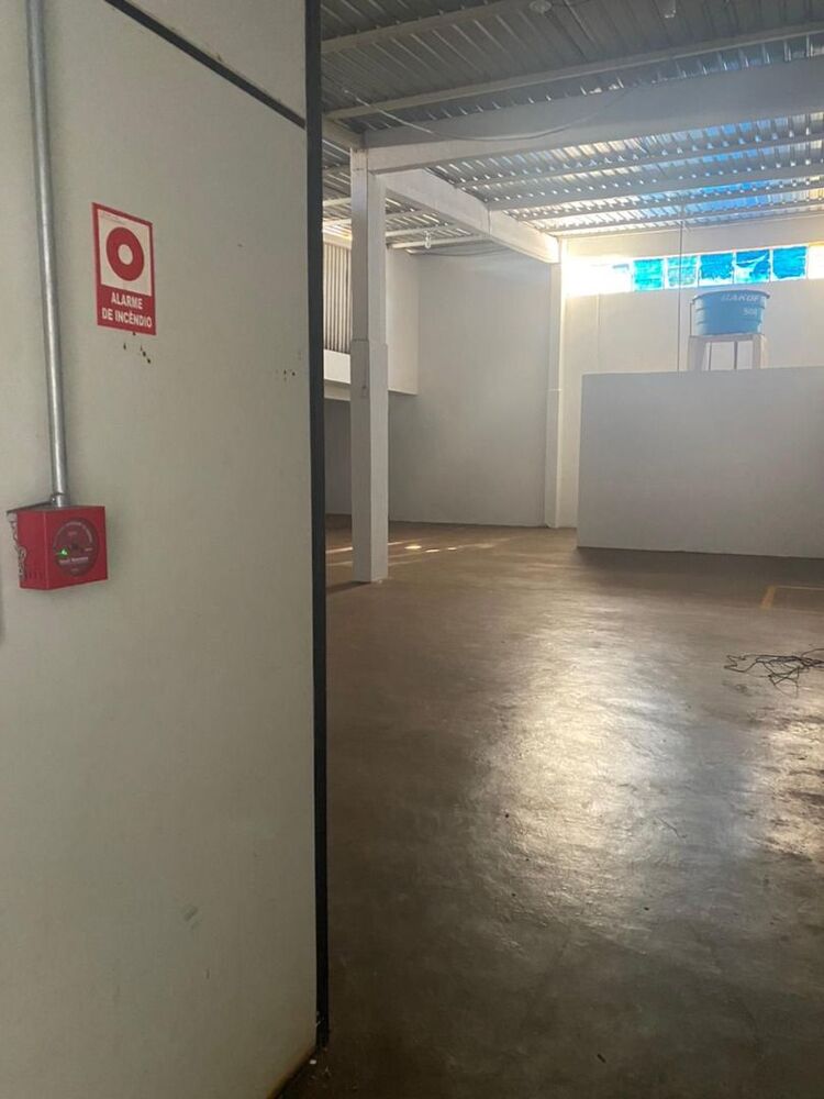 Depósito-Galpão-Armazém para alugar, 2350m² - Foto 10