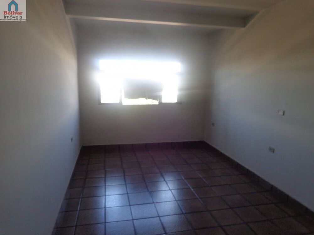 Apartamento para alugar com 3 quartos, 12m² - Foto 6