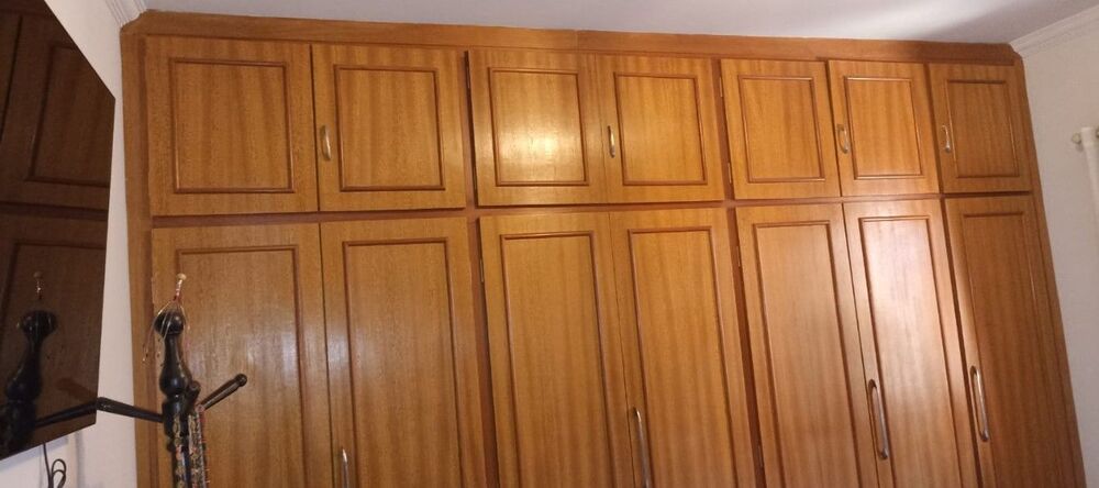 Casa à venda com 2 quartos, 120m² - Foto 1