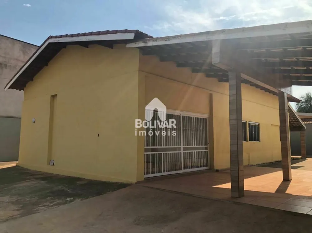 Casa, 3 quartos, 250 m² - Foto 1