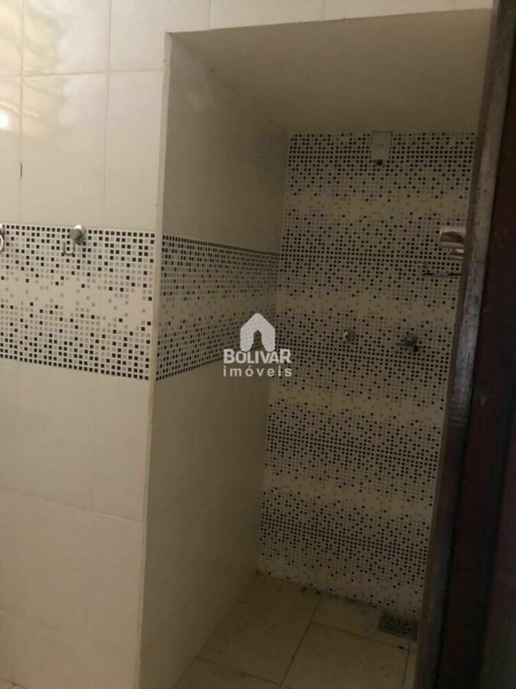 Casa, 3 quartos, 250 m² - Foto 2