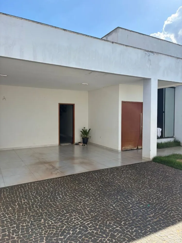 Casa, 3 quartos, 161 m² - Foto 2