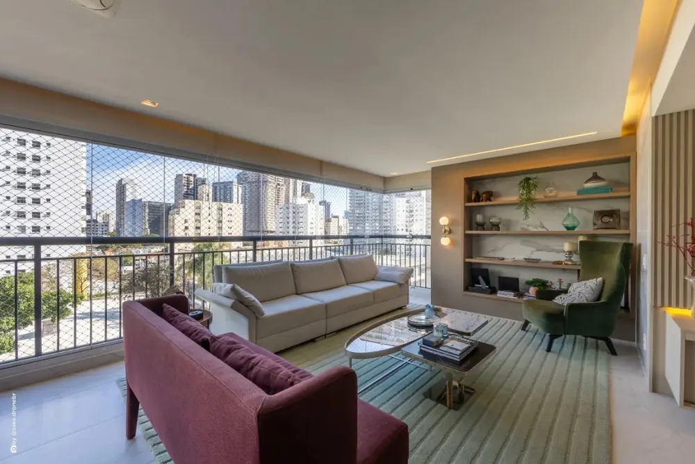 Apartamento, 3 quartos, 213 m² - Foto 1